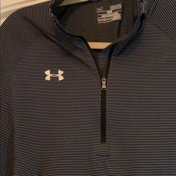 UA pullover - Picture 2 of 2
